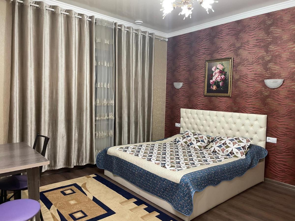 Sweet Home Hostel Bishkek Exterior photo