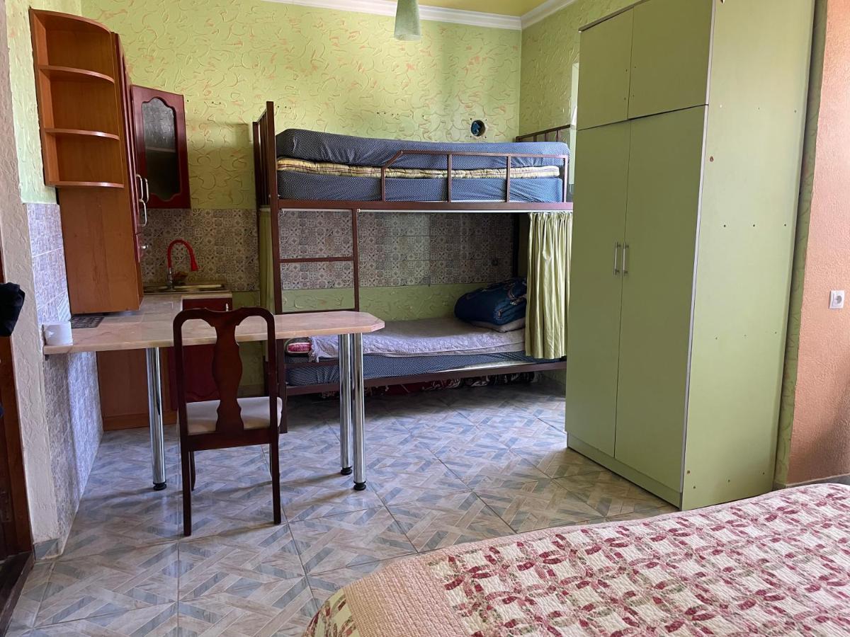 Sweet Home Hostel Bishkek Exterior photo