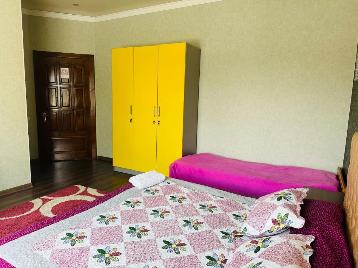 Sweet Home Hostel Bishkek Exterior photo